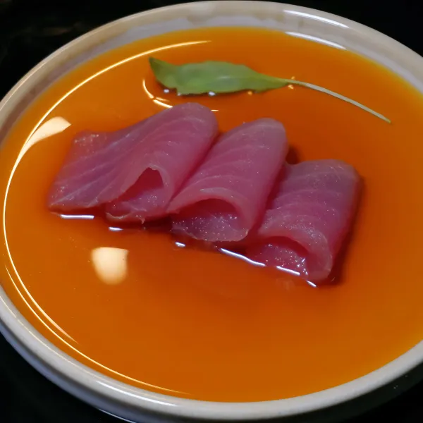 Atún, salsa ponzu (3u)